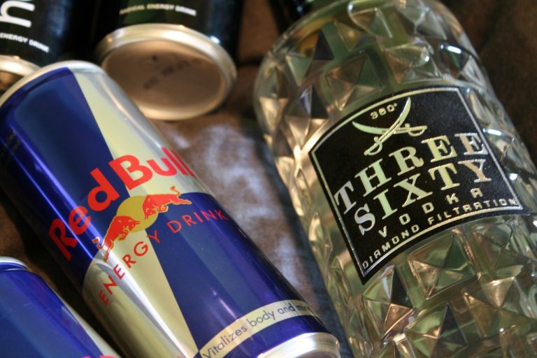 Red Bull édition Ramadan : guide complet des saveurs et promotions spéciales