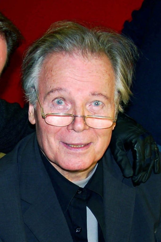 Quelle est la taille de Jean Piat ? Informations et anecdotes sur la légende du théâtre français