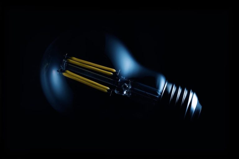 Que dit la réglementation sur les ampoules led pour voitures ? Les normes à connaître